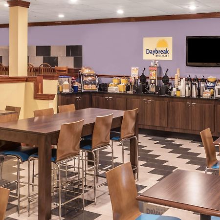Days Inn By Wyndham South Hill Esterno foto